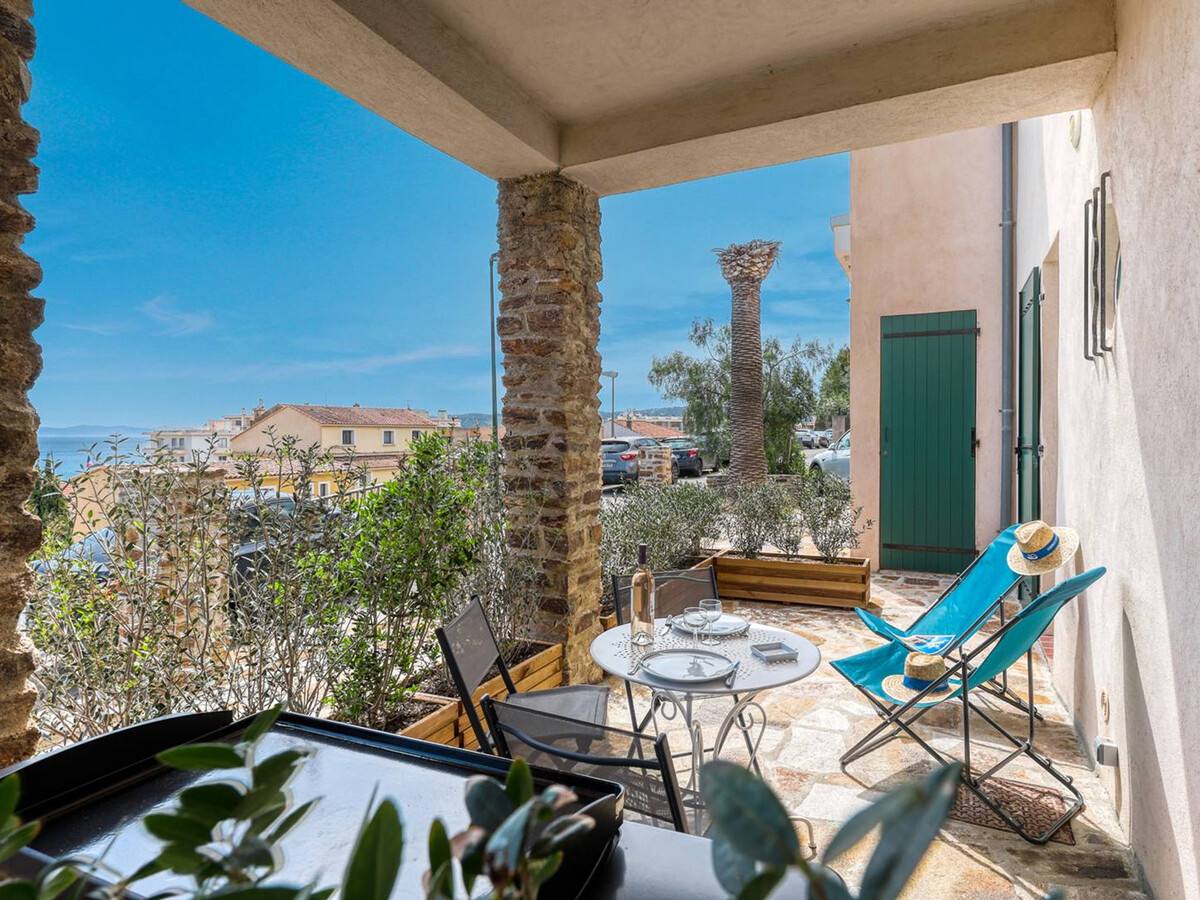 Appartement vue mer Le Lavandou, climatisé, plage 3mn - Photo 2