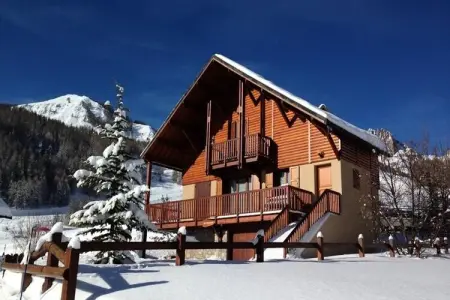 Location appartement à REALLON, Chalets pour 12 Personnes