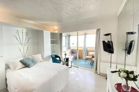 Location appartement à SAINT LAURENT DU VAR