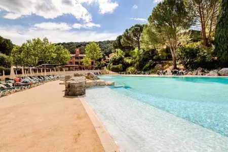 Location appartement à GROSPIERRES, Maison 4 Pièces 8 Personnes Sélection