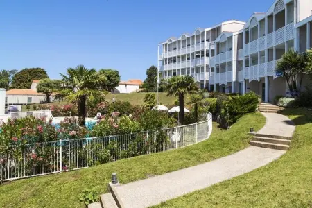 Location appartement à Fouras, Studio Cabine 2/3 Personnes Vue Mer ou Piscine
