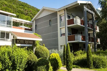 Location appartement à LA LECHERE