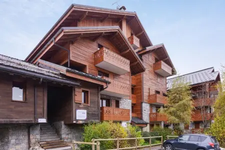 Location appartement à Arâches la Frasse, Maison dans les Alpes avec Piscine & Spa