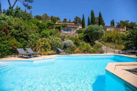 Location appartement à Roquebrune Sur Argens, Maisons & Villas pour 10 Personnes