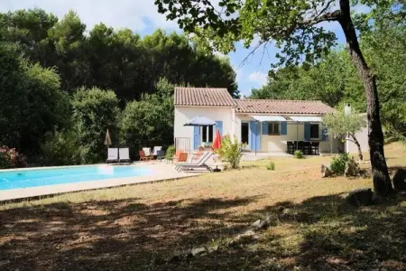 Location appartement à Mérindol, Maisons & Villas pour 6 Personnes