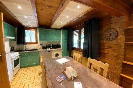 Le Renard, chalet en bois en bord de rivière à La Bresse : photo 2