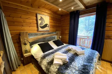 Le Renard, chalet en bois en bord de rivière à La Bresse : photo 3