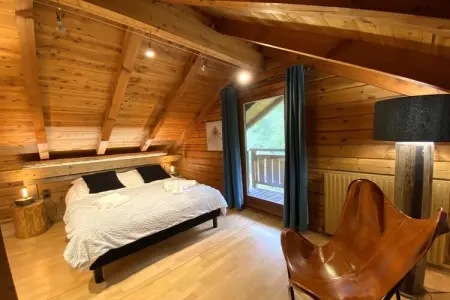 Le Renard, chalet en bois en bord de rivière à La Bresse : photo 5