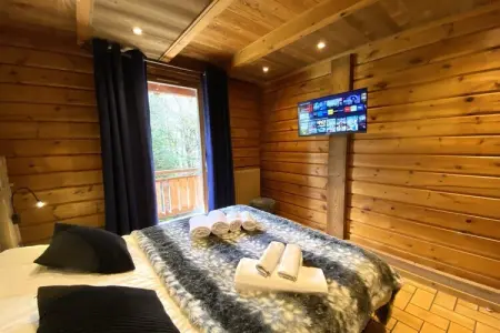 Le Renard, chalet en bois en bord de rivière à La Bresse : photo 14