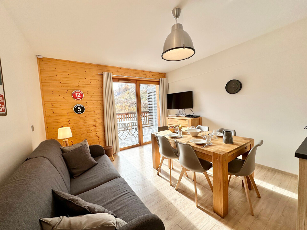 Appartement 42m² Vars, terrasse Sud-Est, ski et parking - Photo 1