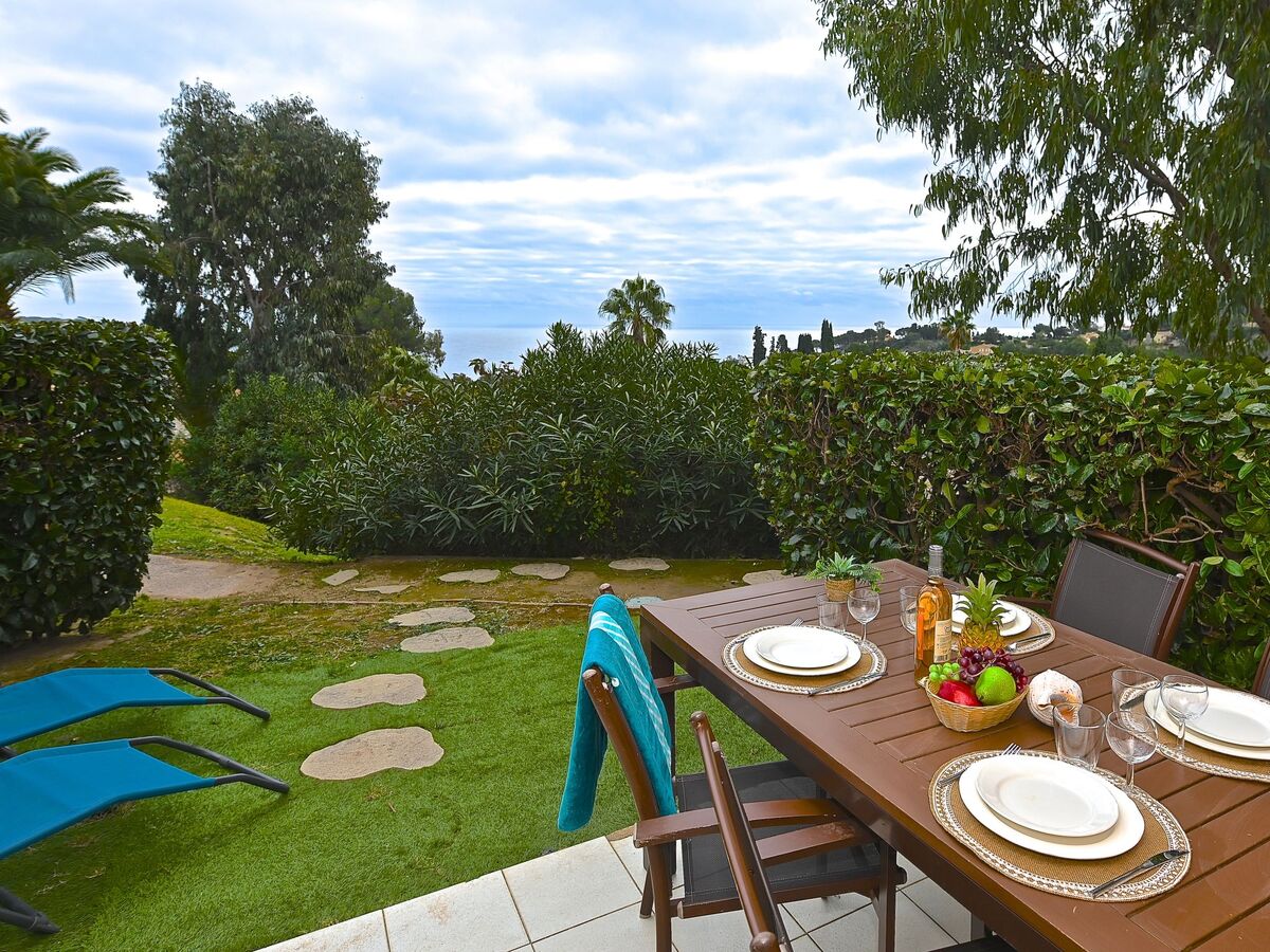 Appartement Village Cap Estérel, jardinet et vue mer - Photo 12
