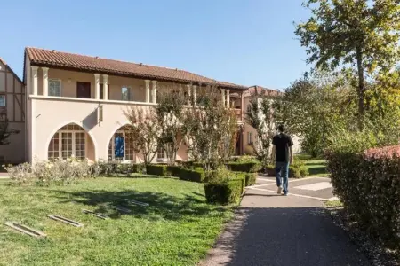 Location appartement à Monflanquin, Appartement à Monflanquin au bord du lac