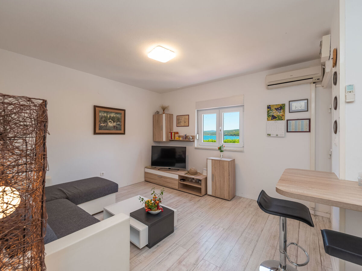 Maison Milka à 40 m de la plage, Novigrad - Photo 12