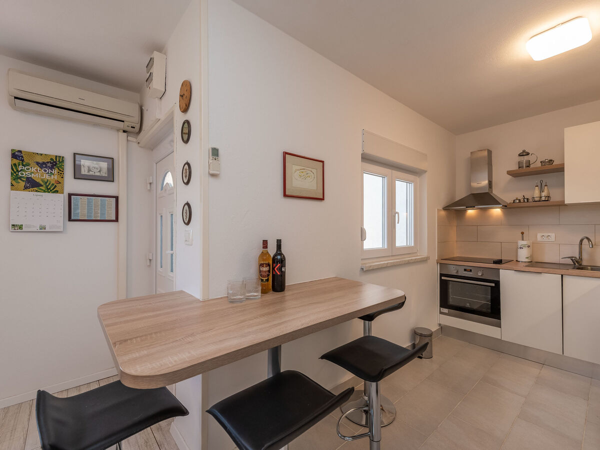 Maison Milka à 40 m de la plage, Novigrad - Photo 13