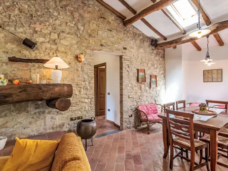 Appartement Dante 2 à Lucca, domaine agricole avec piscine : photo 8