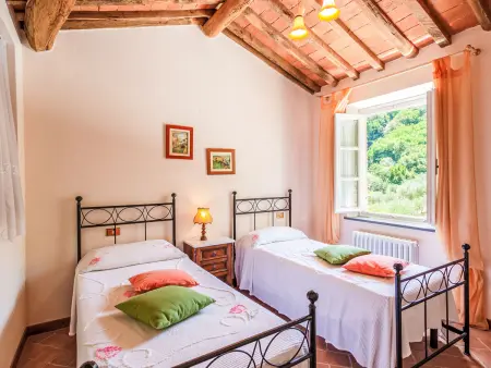 Appartement Dante 3 à Lucca, jardin et piscine partagés : photo 10