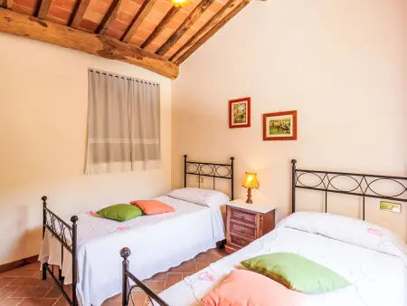 Appartement Dante 3 à Lucca, jardin et piscine partagés : photo 11