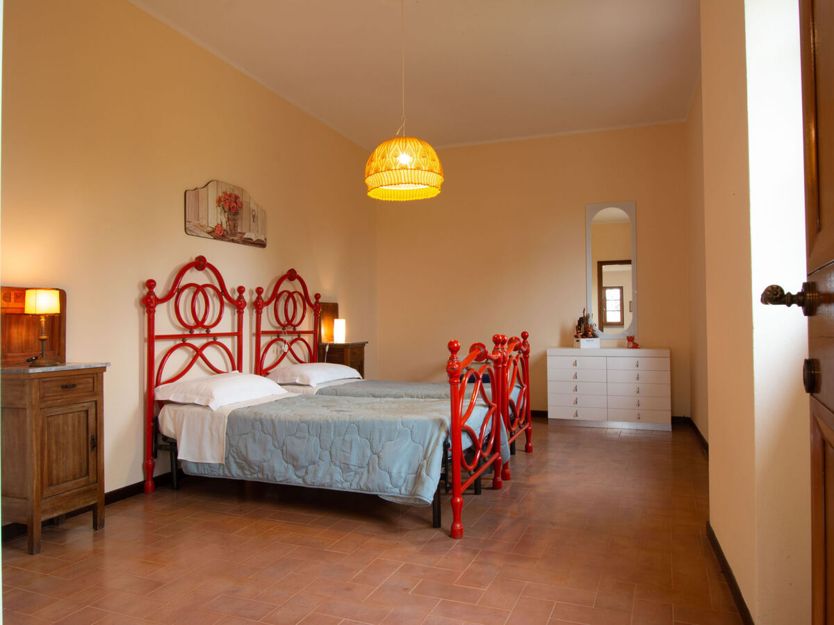 Montebello, maison 250 m² piscine à Città di Castello - Photo 15