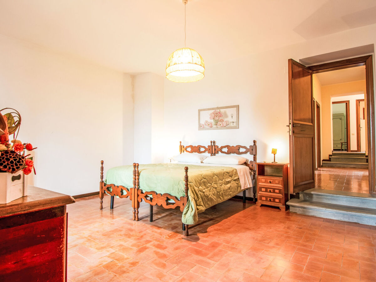 Montebello, maison 250 m² piscine à Città di Castello - Photo 19