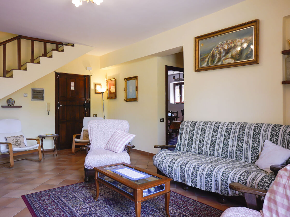 Villa Sunny à Itri – piscine, parc 1 200 m² et vue jardin - Photo 6