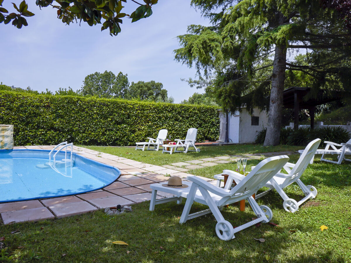 Villa Sunny à Itri – piscine, parc 1 200 m² et vue jardin - Photo 30