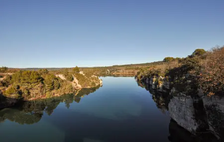 Maison 6 personnes avec piscine à Saint-Laurent-du-Verdon : photo 9