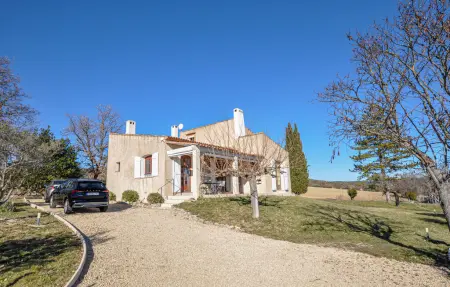 Maison 6 personnes avec piscine à Saint-Laurent-du-Verdon : photo 12
