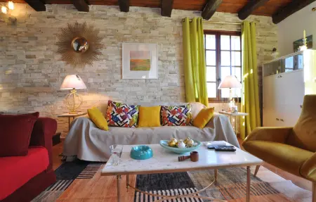 Maison 6 personnes avec piscine à Saint-Laurent-du-Verdon : photo 18