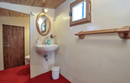 Maison 6 personnes avec piscine à Saint-Laurent-du-Verdon : photo 34