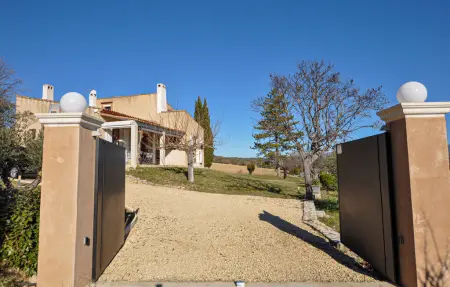 Maison 6 personnes avec piscine à Saint-Laurent-du-Verdon : photo 38