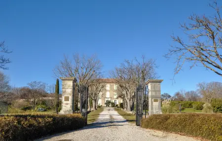 Maison 6 personnes avec piscine à Saint-Laurent-du-Verdon : photo 39