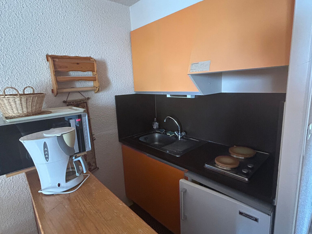 Studio Super Besse, balcon sud vue pistes et lac - Photo 6