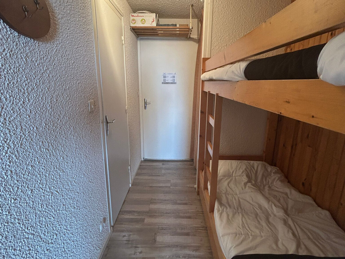Studio Super Besse, balcon sud vue pistes et lac - Photo 9