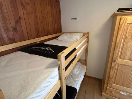 Studio cabine 25 m² Super Besse, 16e étage pied des pistes : photo 2