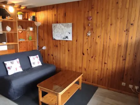Studio 26 m² Super Besse, balcon sud à 100 m des pistes : photo 3