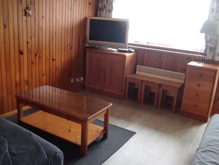 Studio 26 m² Super Besse, balcon sud à 100 m des pistes : photo 6