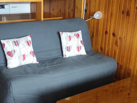 Studio 26 m² Super Besse, balcon sud à 100 m des pistes : photo 8
