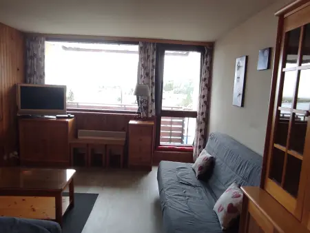 Studio 26 m² Super Besse, balcon sud à 100 m des pistes : photo 9