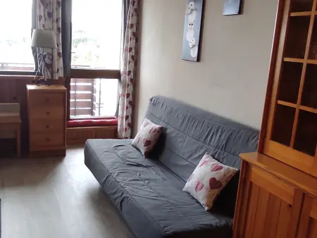 Studio 26 m² Super Besse, balcon sud à 100 m des pistes : photo 11