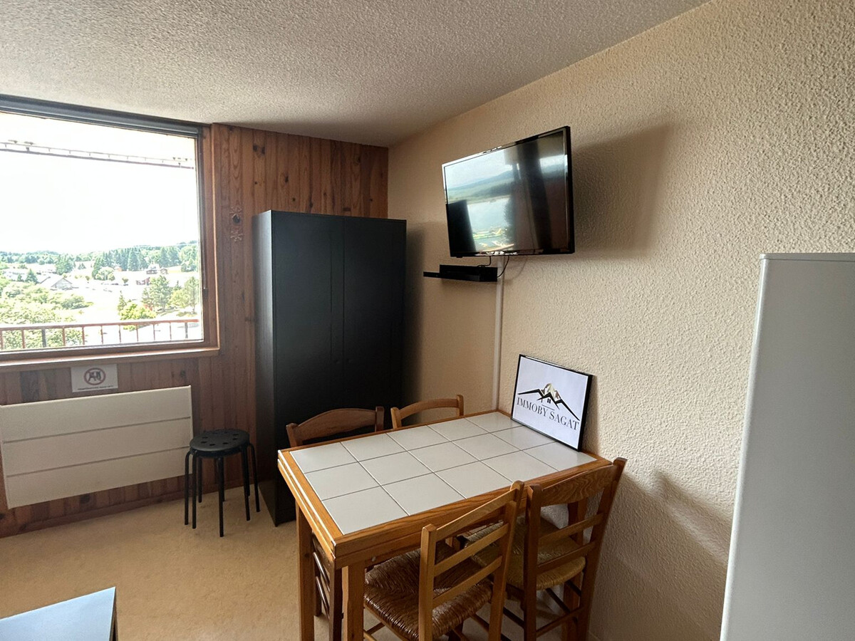 Studio 26 m² Centre Super-Besse, balcon lac et pistes - Photo 13