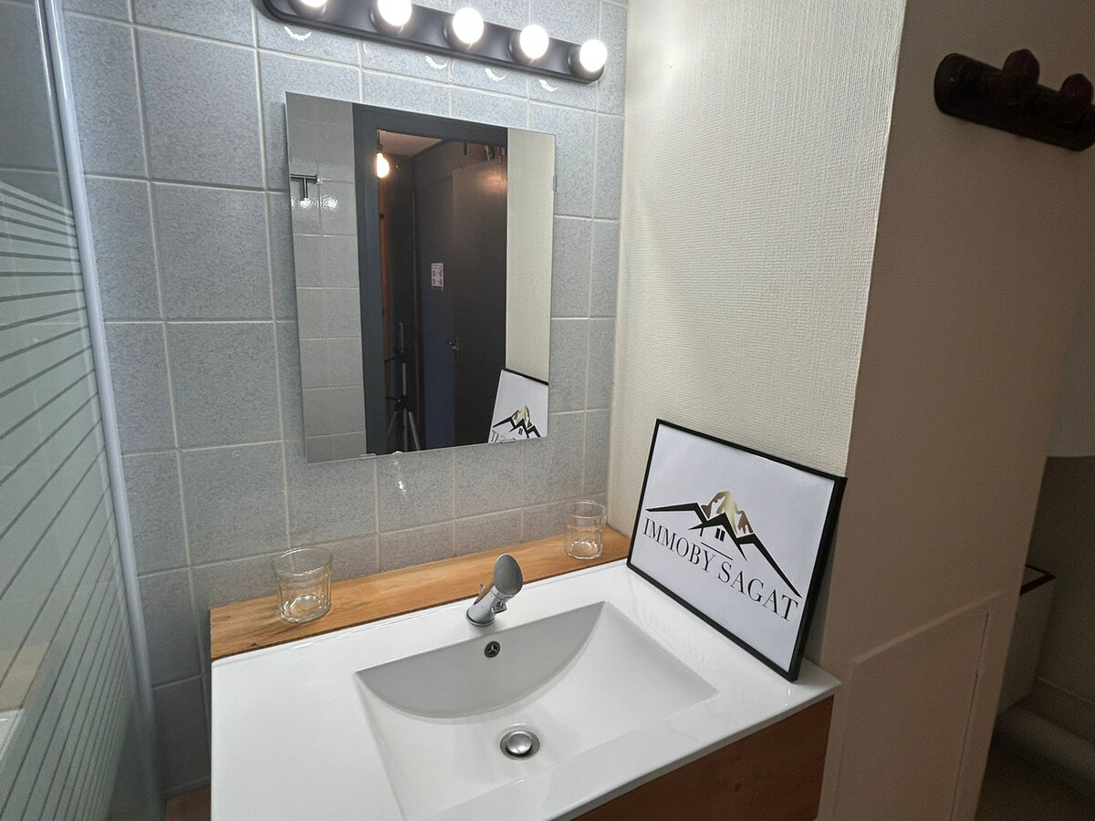 Studio 26 m² Centre Super-Besse, balcon lac et pistes - Photo 15