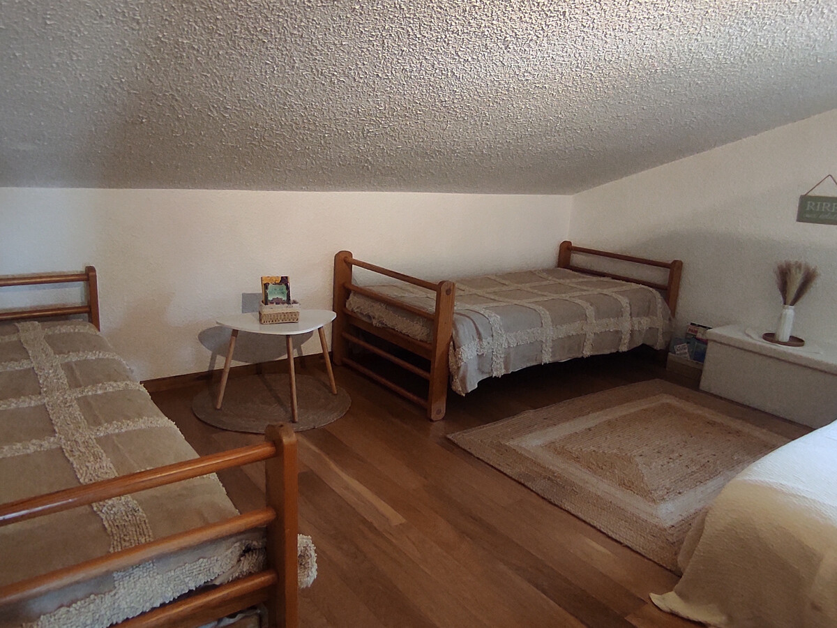 F3 43m² Super Besse, navette pistes gratuite incluse - Photo 3