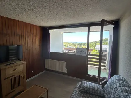 Appartement 4-6 pers. centre Besse, accès pistes, balcon sud - Photo 2