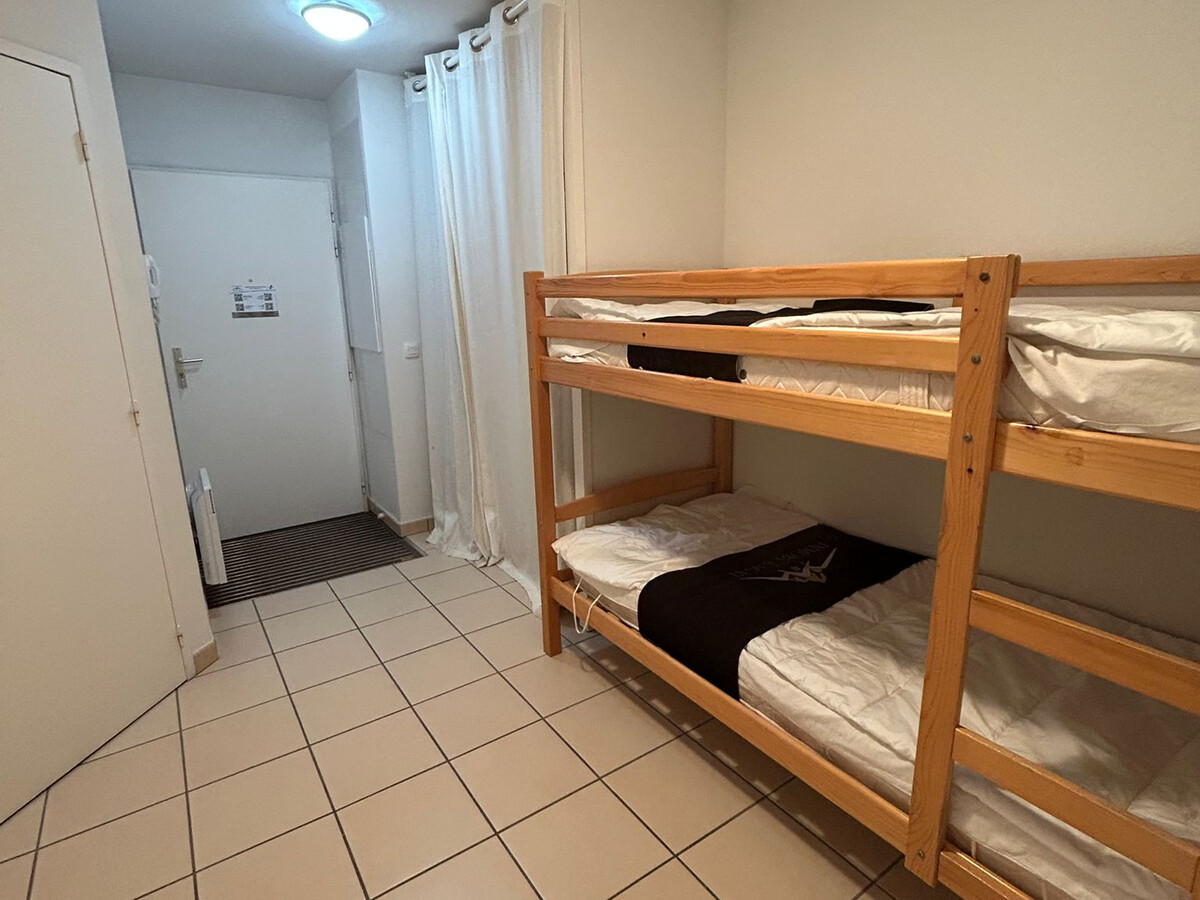 Appart 6 pers, parking privé, vue lac et pistes - Photo 10