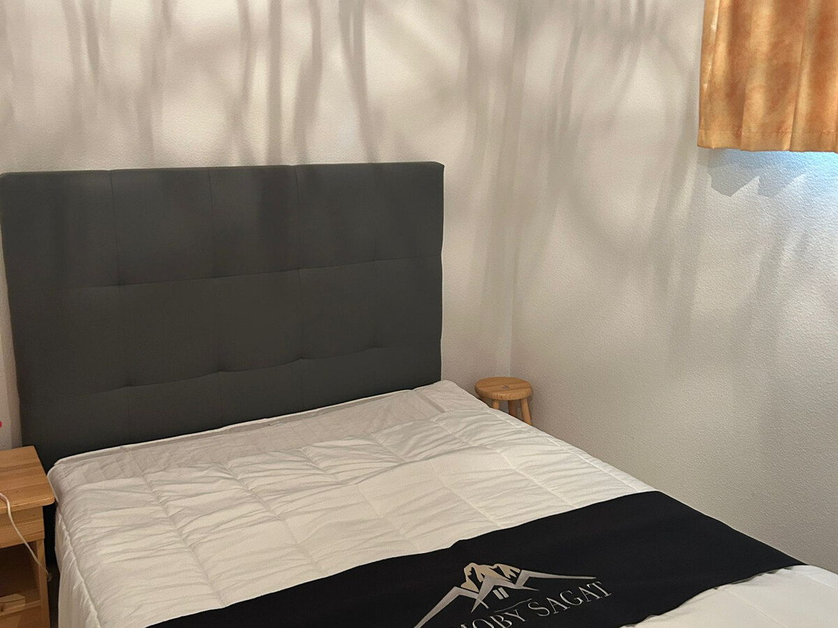 Appart 6 pers, parking privé, vue lac et pistes - Photo 11