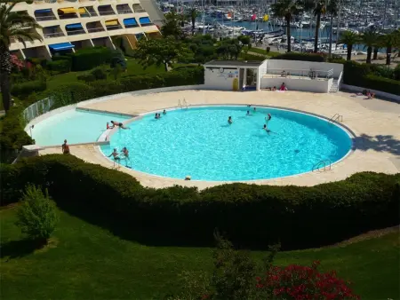 Location appartement à Le Grau du Roi, Appartement 2 pièces climatisé avec parking, terrasse - Port Camargue