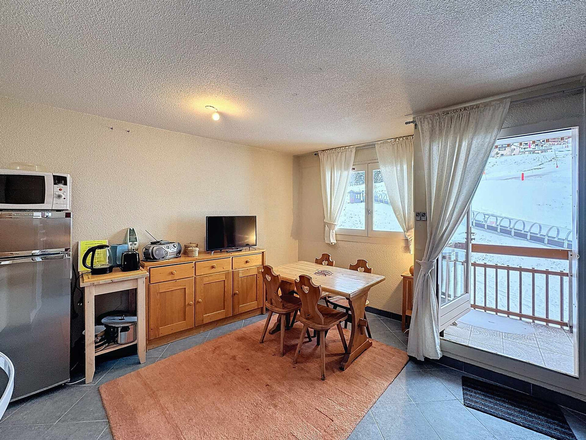 Studio cabine 4 pers, animaux admis, parking, Appartement 4 personnes à Les Menuires - Photo 4