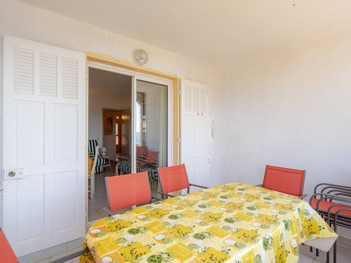 Appartement 4 pers. au Lavandou, terrasse Sud-Ouest et parking - Photo 2
