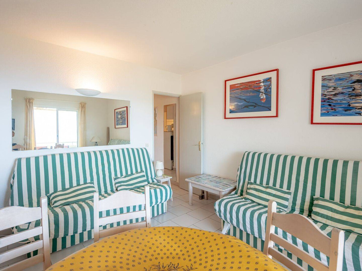 Appartement 4 pers. au Lavandou, terrasse Sud-Ouest et parking - Photo 4