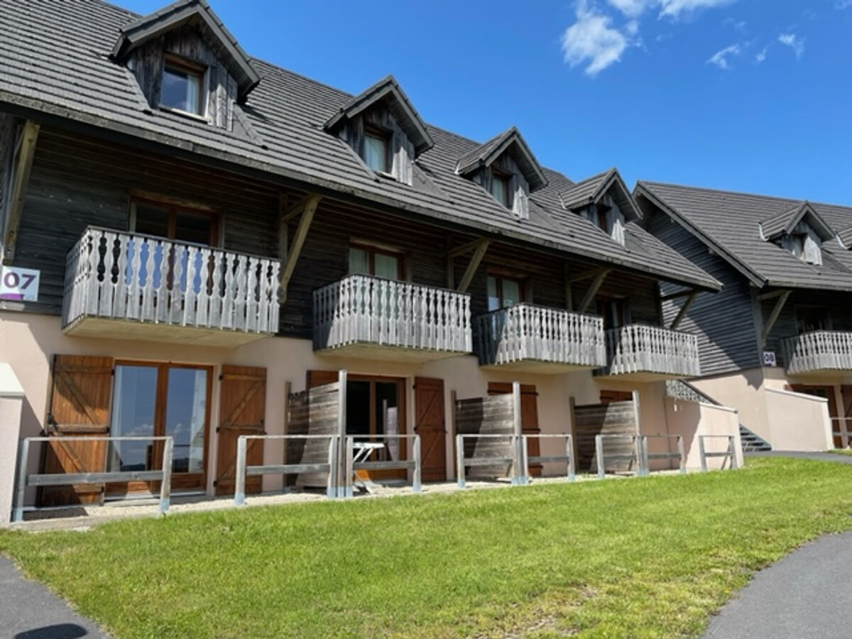Duplex 8 pers à Super-Besse avec balcon et vue Sancy - Photo 1